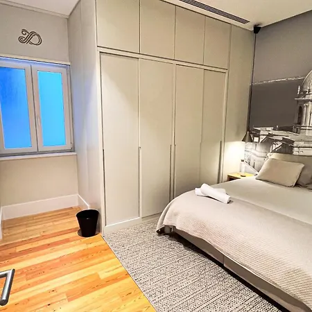 Apartment Center *
